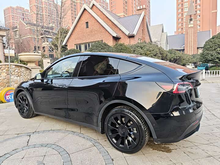 Фото 7 - Tesla Model Y