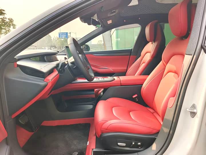 Фото 3 - Xiaomi SU7