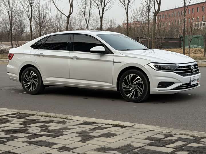 Фото 3 - Volkswagen Sagitar L