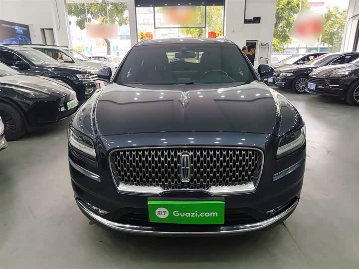 Фото 3 - Lincoln Nautilus