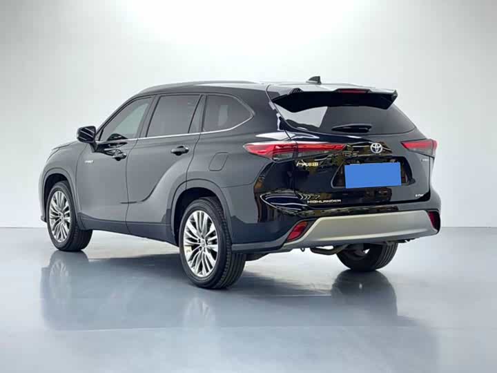 Фото 6 - Toyota Highlander