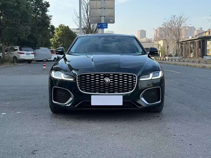 Фото 5 - Jaguar XF L