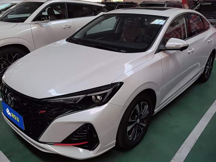 Фото 1 - Changan Eado Plus