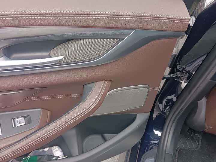 Фото 8 - BMW 5 Series