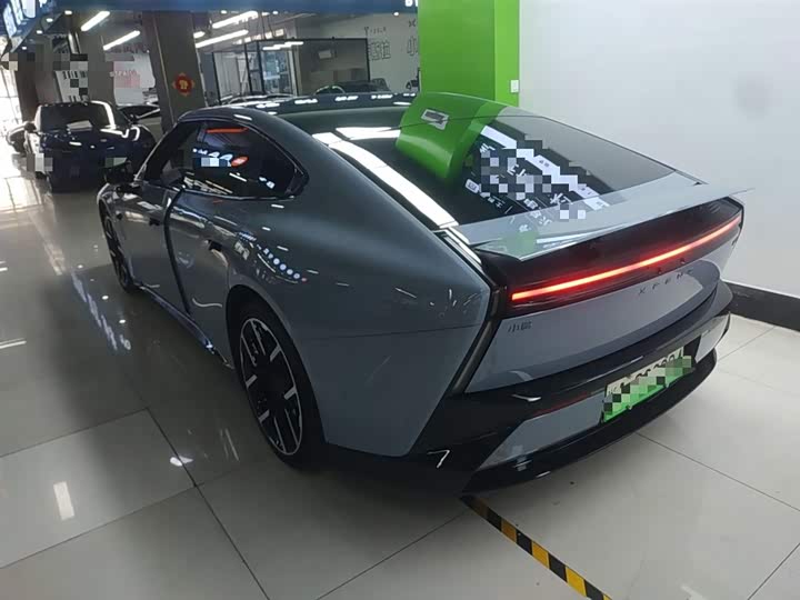 Фото 5 - XPeng P7