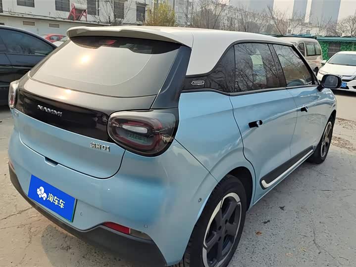 Фото 3 - Dongfeng Nammi 01