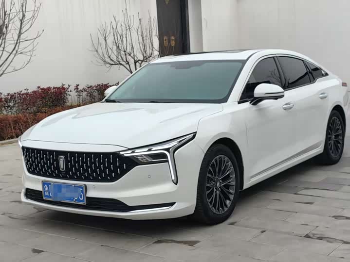 Фото 6 - Bestune B70