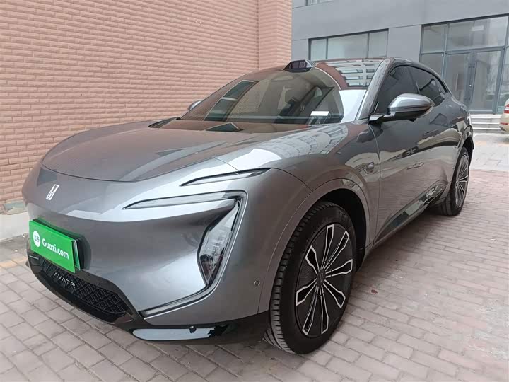 Фото 1 - Avatr 07