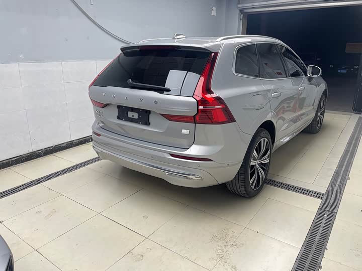 Фото 3 - Volvo XC60 Hybrid