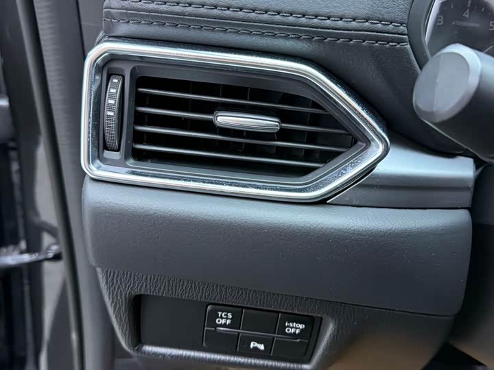 Фото 8 - Mazda CX-5