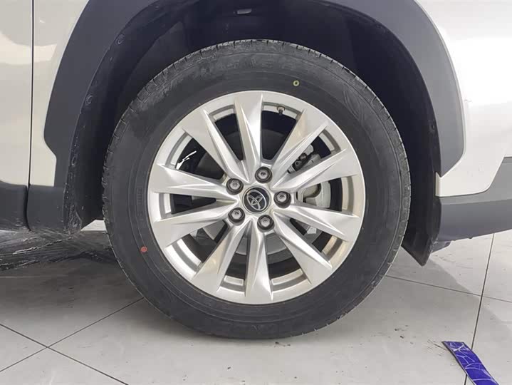 Фото 6 - Toyota Corolla Cross