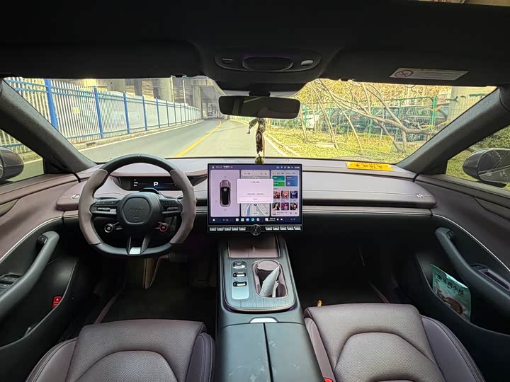 Фото 5 - Xiaomi SU7