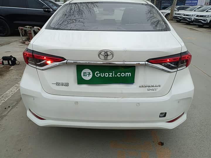 Фото 6 - Toyota Corolla