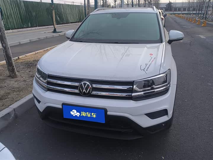 Фото 2 - Volkswagen Tharu