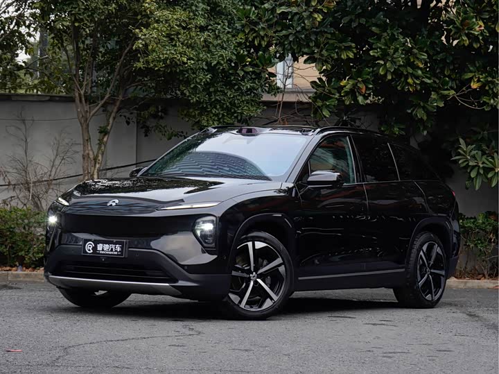 Фото 1 - Nio ES7