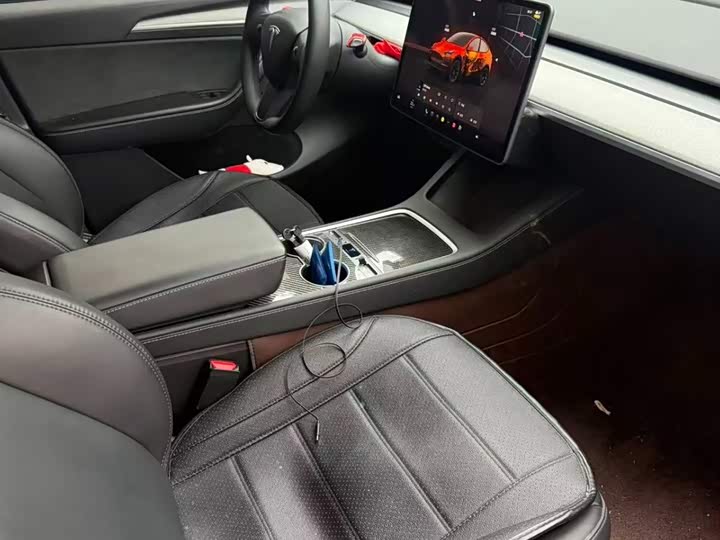 Фото 5 - Tesla Model Y