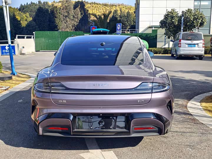 Фото 6 - Xiaomi SU7