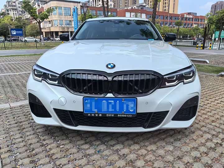 Фото 2 - BMW 3 Series