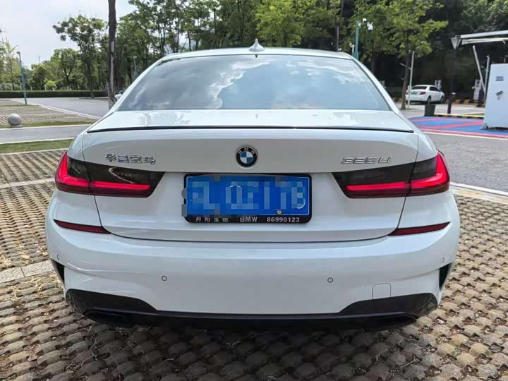 Фото 7 - BMW 3 Series