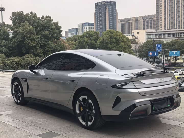 Фото 3 - Xiaomi SU7