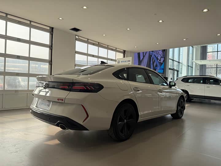 Фото 6 - Volkswagen Lamando L