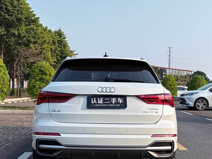 Фото 6 - Audi Q3