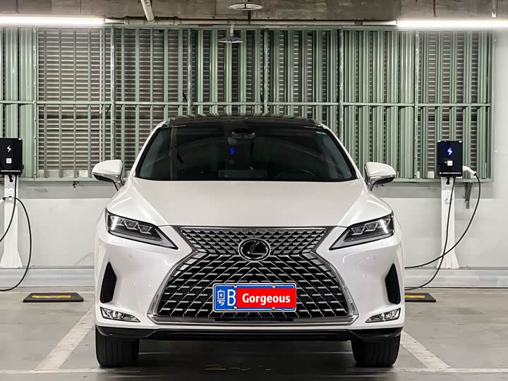Фото 2 - Lexus RX