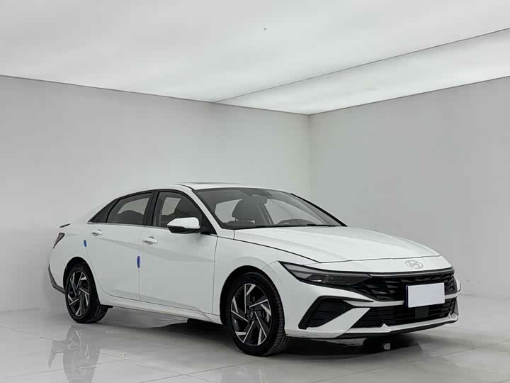 Фото 3 - Hyundai Elantra N line