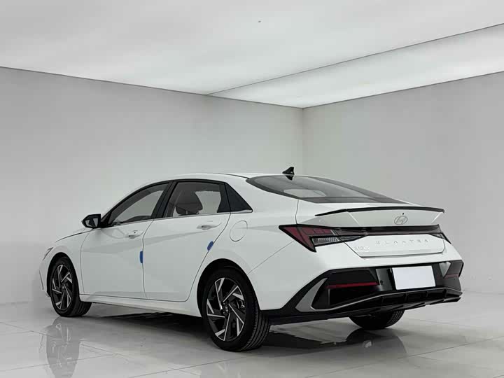 Фото 4 - Hyundai Elantra N line