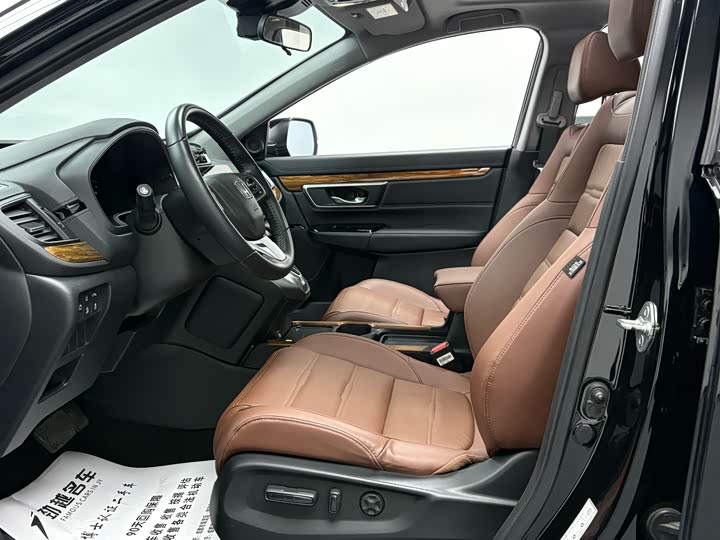 Фото 8 - Honda CR-V