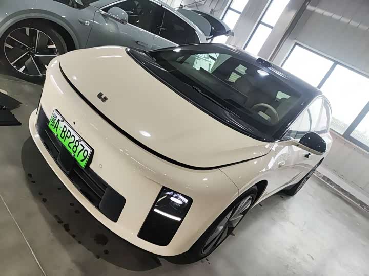 Фото 2 - LiXiang i6