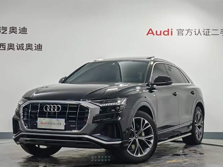 Фото 1 - Audi Q8