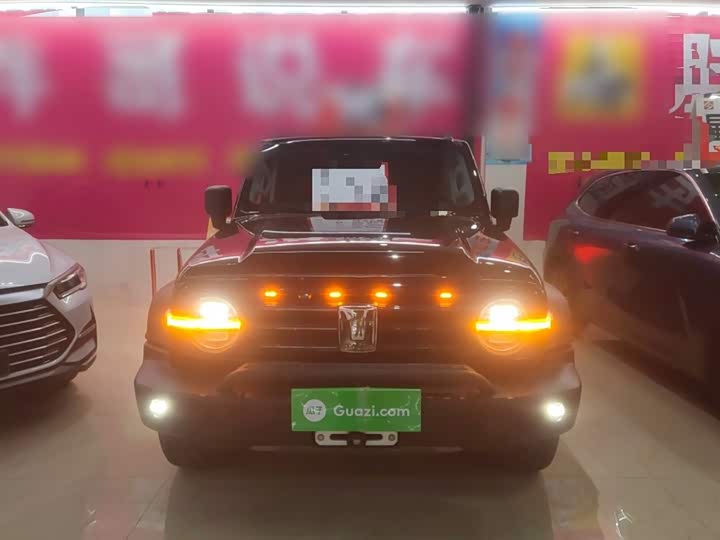 Фото 3 - Tank 300