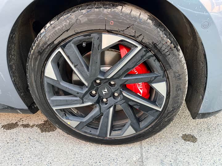 Фото 4 - Dongfeng Yipai eπ 007