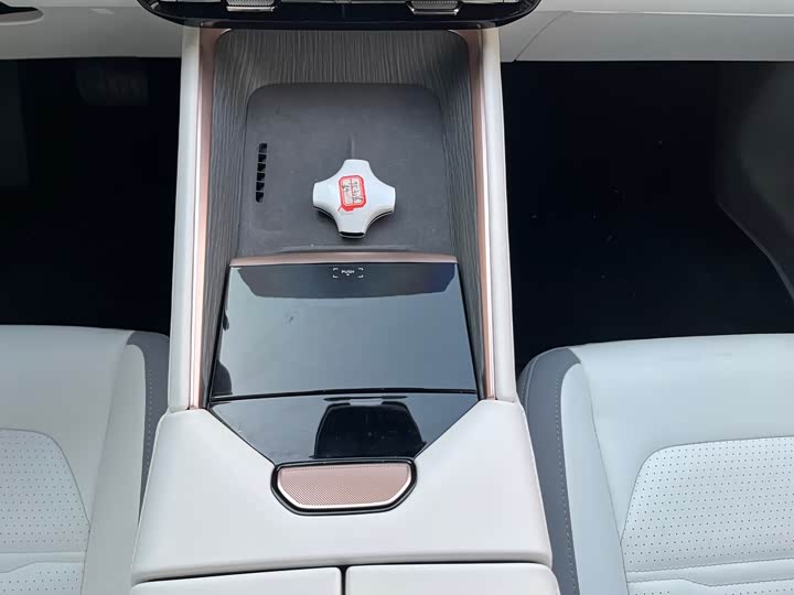 Фото 9 - Dongfeng Yipai eπ 007