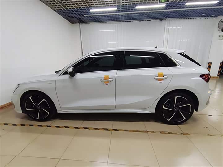 Фото 5 - Audi A3