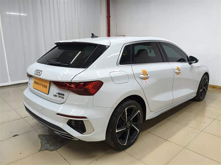 Фото 8 - Audi A3