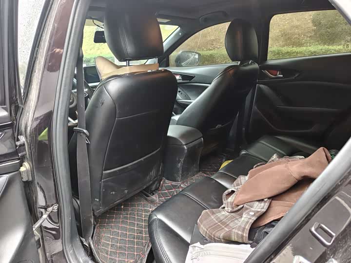 Фото 3 - Mazda CX-4