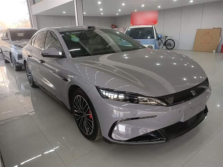 Фото 4 - BYD Han