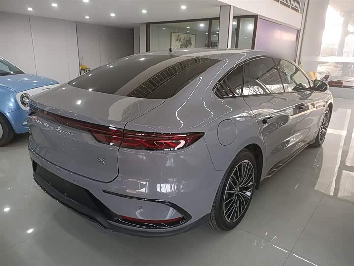 Фото 7 - BYD Han