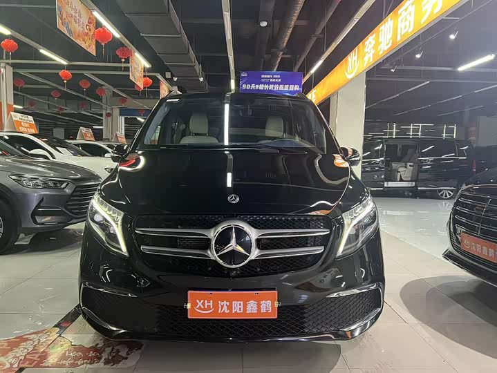 Фото 2 - Mercedes-Benz V-Class