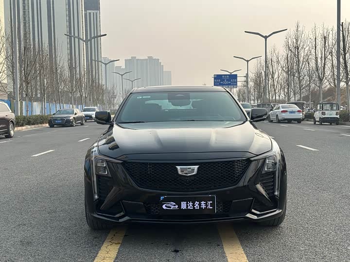 Фото 2 - Cadillac CT5