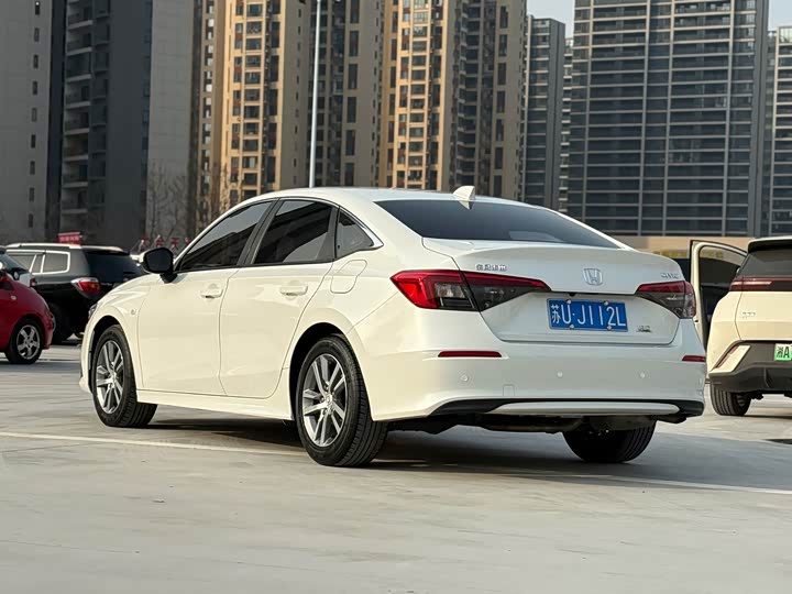 Фото 6 - Honda Civic