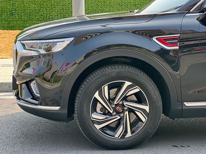 Фото 4 - Hongqi HS5