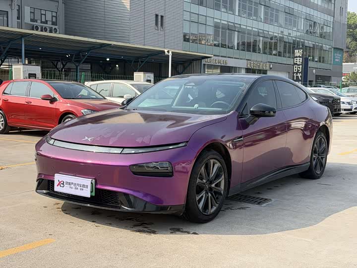 Фото 1 - XPeng P7