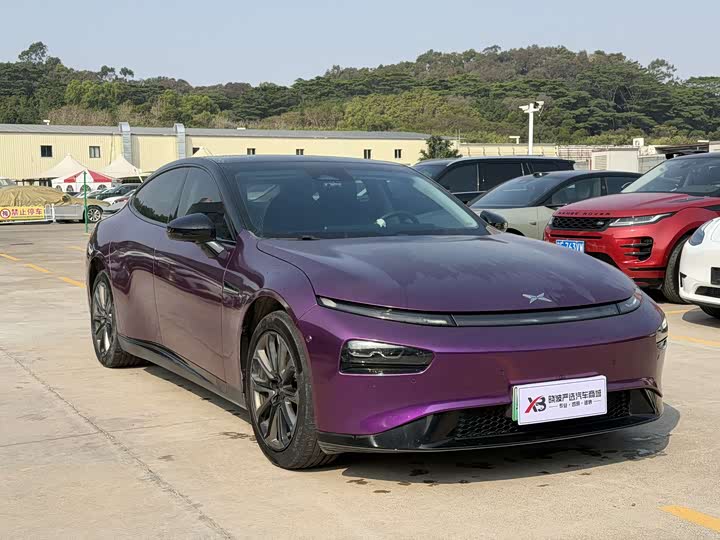 Фото 2 - XPeng P7