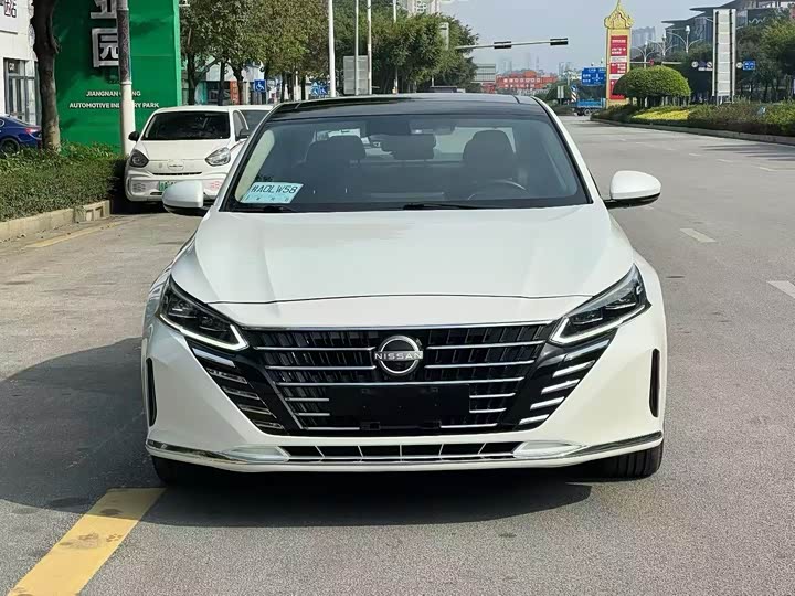 Фото 2 - Nissan Teana