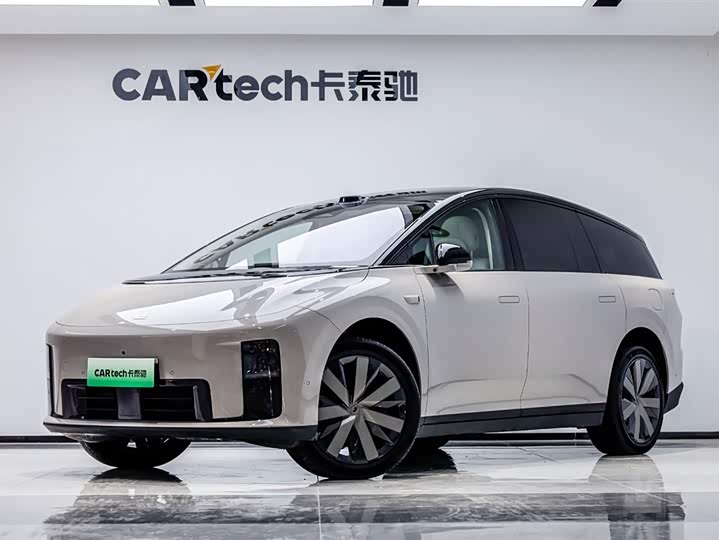 Фото 1 - LiXiang i8