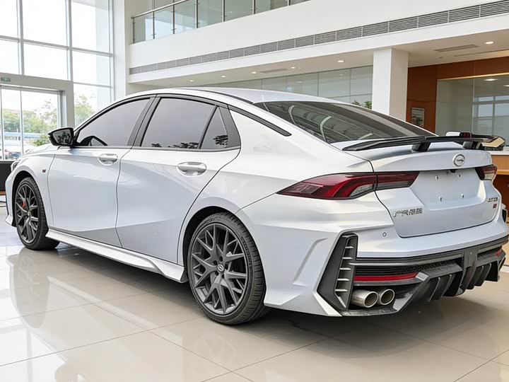 Фото 7 - GAC Trumpchi Empow R