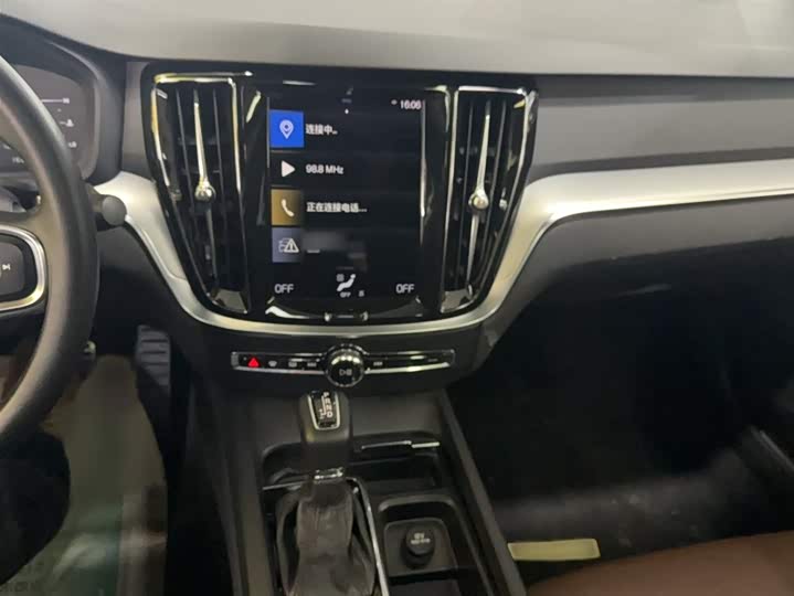 Фото 7 - Volvo S60